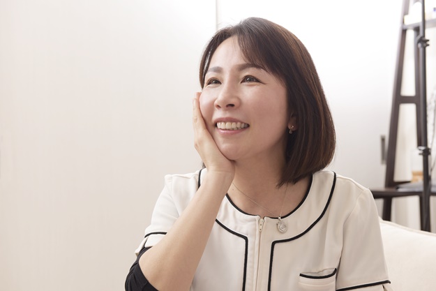 顧客の気持ちに寄り添うフェイシャルサロン 会いたい と思ってもらえる絆づくりを強化 小顔矯正サロン ラリマール 大熊友子 注目の経営者 Super Ceo