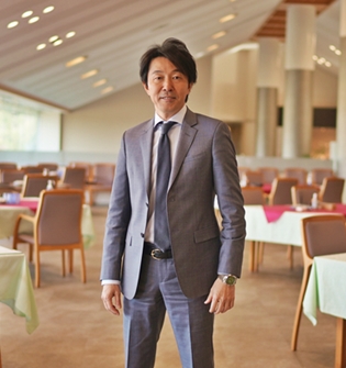 プロゴルファーから企業家に転身　「逆算」思考のビジネスモデル
